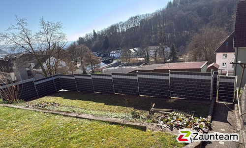 Flechtfix Vario Sichtschutz RAL Standardfarben wurde in Waldshut-Tiengen von Zaunteam Granacher, Lauchringen im Jahr 2026 erstellt.
