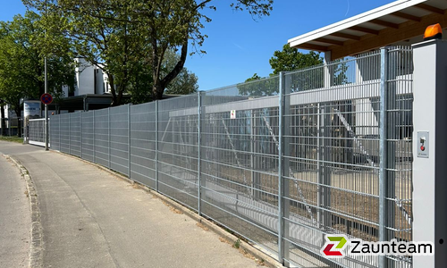 Schiebetor Aluminium wurde in Nürtingen von Zaunteam Fenzhöfe Oberwälden, Oberwälden im Jahr 2026 erstellt.