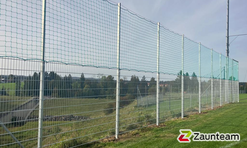 Ballfang Doppelstab und Netz Kombination wurde in Görisried von Zaunteam Allgäu, Bad Hindelang - Unterjoch im Jahr 2023 erstellt.