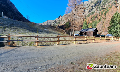 Halbrundlattenzaun weitere wurde in Bever von Zaunteam Engadin, Zernez im Jahr 2024 erstellt.