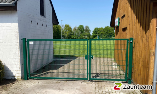 Doppelstabmattentor 2-flüglig wurde in Lübbecke von Zaunteam Kischkel, Lübbecke im Jahr 2024 erstellt.