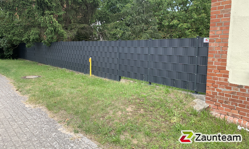 Flechtfix Professional Sichtschutz RAL Standardfarben wurde in Rieth von Zaunteam Pasewalk, Pasewalk im Jahr 2024 erstellt.