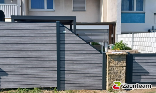 Alu Varioprofil glatt mit Zwischenfüllung schmal mit Aluminiumpfosten vierkant 85 x 85 mm einbetoniert wurde in Sigmaringen von Zaunteam Obere Donau-Bodensee, Sauldorf-Krumbach im Jahr 2025 erstellt.