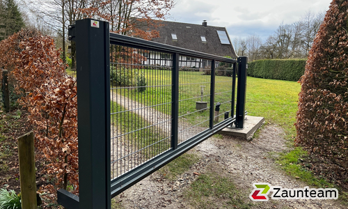 Schiebetor Aluminium wurde in Belm von Zaunteam Osnabrücker Land, Belm im Jahr 2023 erstellt.