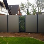 Keramik-Sichtschutz wurde in Hennef von Zaunteam Rhein-Sieg, Neunkirchen-Seelscheid im Jahr 2024 erstellt.