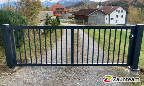 Aluminium Tor 1-flüglig wurde in Füssen von Zaunteam Allgäu, Bad Hindelang - Unterjoch im Jahr 2023 erstellt.
