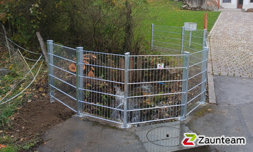 Doppelstabmatten schwer verzinkt mit Pfosten 40x60 verzinkt mit Abdeckleisten mit Fussplatte wurde in Les Tavernes von Swissclôture Léman, Forel (Lavaux) im Jahr 2025 erstellt.