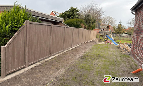 Kunststoff Sichtschutz Newport wurde in Norden von Zaunteam Ostfriesland, Südbrookmerland im Jahr 2026 erstellt.