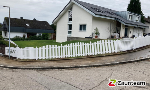 Vinylzaun Galant Dublin wurde in Bad Säckingen von Zaunteam Granacher, Lauchringen im Jahr 2021 erstellt.