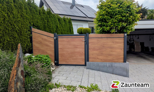 Aluminium Sichtschutztor 1-flüglig wurde in Michelbach an der Bilz von Zaunteam Schwäbisch Hall, Schwäbisch Hall im Jahr 2025 erstellt.