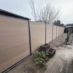 System WPC Sichtschutz, Classic mit Alupfosten einbetoniert wurde in Lindow von Zaunteam Bernau, Bernau im Jahr 2026 erstellt.