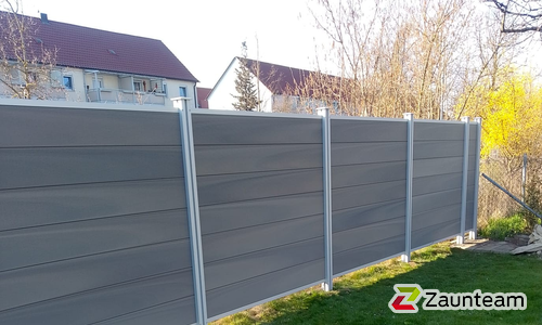 BPC Systemprofil einbetoniert wurde in Günzburg  von Zaunteam Ulm, Lonsee im Jahr 2026 erstellt.