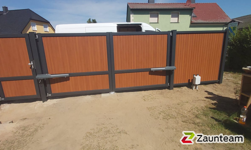 Exklusivtor Aluminium wurde in Polenzko von Zaunteam Fläming, Coswig im Jahr 2020 erstellt.