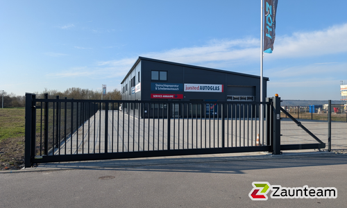 Schiebetor Aluminium wurde in Schwäbisch Hall von Zaunteam Schwäbisch Hall, Schwäbisch Hall im Jahr 2024 erstellt.