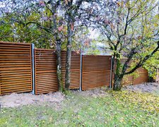 Schallschutzzaun Noistop Wood wurde in Kollbrunn von Zaunteam Neftenbach, Neftenbach im Jahr 2020 erstellt.