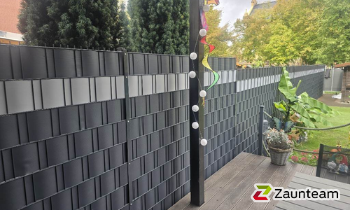 Flechtfix Vario Sichtschutz RAL Standardfarben wurde in Halle von Zaunteam Halle, Halle im Jahr 2025 erstellt.