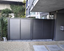 Aluminium Sichtschutz wurde in Basel von Zaunteam Nordwest GmbH, Niederdorf im Jahr 2013 erstellt.