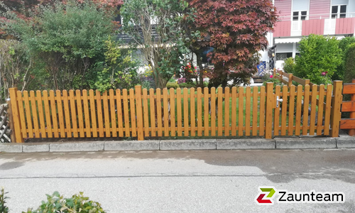 Classic Aluzaun RAL Standardfarbe / Aluminiumpfosten vierkant RAL Standardfarbe einbetoniert wurde in Sonthofen von Zaunteam Allgäu, Bad Hindelang - Unterjoch im Jahr 2020 erstellt.