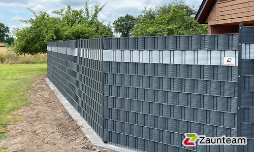 Doppelstabmatten mit Flechtfix diverse wurde in Rahden von Zaunteam Kischkel, Lübbecke im Jahr 2021 erstellt.