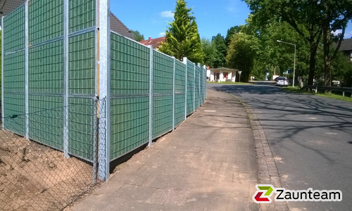 Schallschutzzaun Noistop Steel wurde in Bad Münder von Zaunteam Weser-Leine, Salzhemmendorf im Jahr 2017 erstellt.