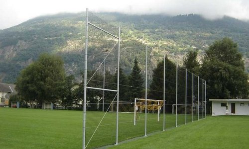 Ballfangnetz wurde in Brig von Zaunteam Kiesen AG, Kiesen erstellt.