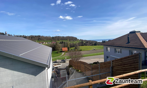 Palisaden-Sichtschutz wurde in Grub AR von Zaunteam Appenzellerland, Wasserauen im Jahr 2025 erstellt.