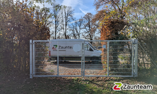 Doppelstabmattentor 2-flüglig wurde in Schwäbisch Hall von Zaunteam Schwäbisch Hall, Schwäbisch Hall im Jahr 2025 erstellt.