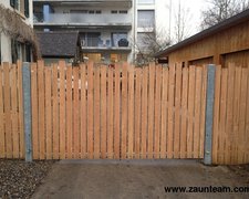 Holz Sichtschutz wurde in Wetzikon von Zaunteam Zürich Oberland GmbH, Gutenswil im Jahr 2017 erstellt.