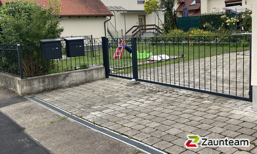 Klassikzaun Hades wurde in Herbertshofen von Zaunteam Schwaben-Nord, Todtenweis im Jahr 2024 erstellt.