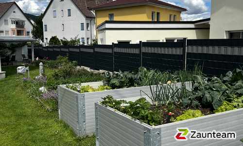 Flechtfix Vario Sichtschutz RAL Standardfarben wurde in Feldkirchen von Zaunteam Kärnten-Ost, Bodensdorf im Jahr 2024 erstellt.