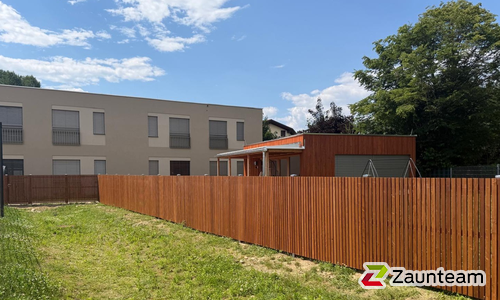 Holz Sichtschutz wurde in Klagenfurt  von Zaunteam Kärnten-Ost, Bodensdorf im Jahr 2026 erstellt.