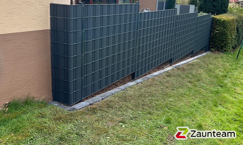 Flechtfix Vario Sichtschutz RAL Standardfarben wurde in Willebadessen von Zaunteam Paderborn, Willebadessen im Jahr 2024 erstellt.