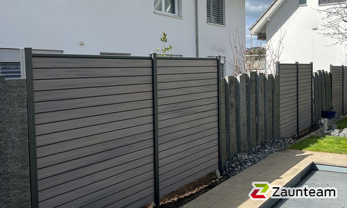 BPC Sichtschutz Eldrum Aluminiumpfosten 70 x 70 mm einbetoniert wurde in Wohlen von Zaunteam Aargau, Egliswil im Jahr 2025 erstellt.