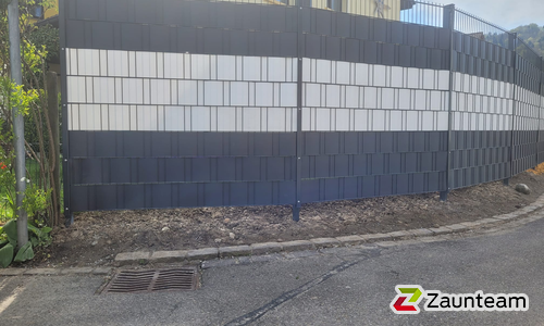 Flechtfix Vario Sichtschutz RAL Standardfarben wurde in Ettenhausen von Zaunteam Thurgau, Felben im Jahr 2022 erstellt.
