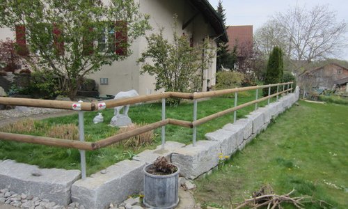 Holzzäune weitere wurde in Bertschikon von Zaunteam Thurgau AG, Felben im Jahr 2012 erstellt.