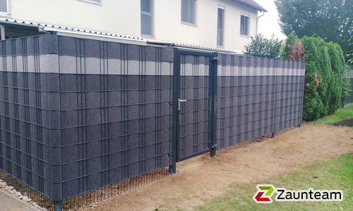 Flechtsichtschutztor 1-flüglig wurde in Gersdorf an der Feistritz von Zaunteam Oststeiermark, Grafendorf bei Hartberg im Jahr 2025 erstellt.