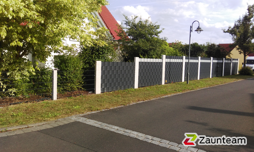 Flechtfix Vario Sichtschutz bedruckt wurde in Röthlein von Zaunteam Main-Rhön, Euerdorf im Jahr 2016 erstellt.
