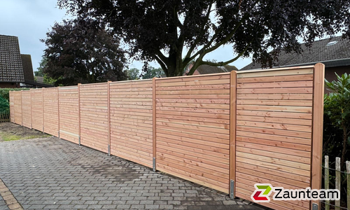 Holz Sichtschutz Rhombus wurde in Hammah von Zaunteam Stade-Geestland, Horneburg im Jahr 2025 erstellt.