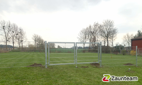 Doppelstabmattentor 2-flüglig wurde in Polzow von Zaunteam Pasewalk, Pasewalk im Jahr 2026 erstellt.