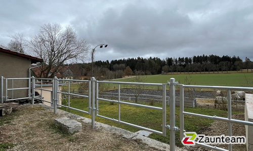 Weidetor ausziehbar wurde in Rosenfeld von Zaunteam Lkr. Rottweil, Dietingen-Rotenzimmern im Jahr 2026 erstellt.