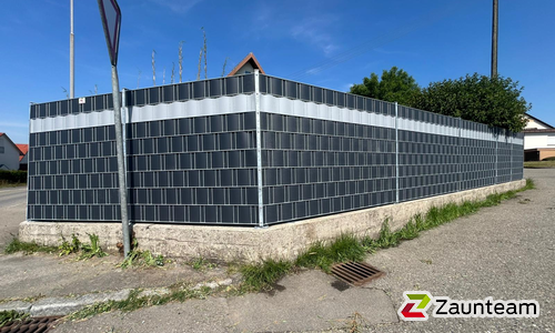 Flechtfix Vario Sichtschutz RAL Standardfarben wurde in Mittelbiberach von Zaunteam Oberschwaben, Obermarchtal im Jahr 2026 erstellt.