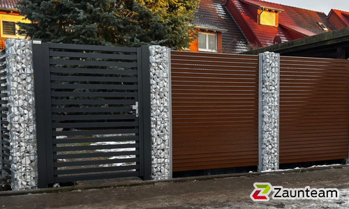 System Alu Sichtschutz, Rhombus mit Alupfosten einbetoniert wurde in Dessau-Rosslau von Zaunteam Fläming, Coswig im Jahr 2025 erstellt.