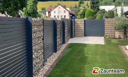 Gabionen Kombination wurde in Neuenhof von Zaunteam Aargau, Egliswil im Jahr 2025 erstellt.