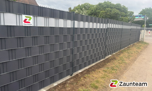 Flechtfix Vario Sichtschutz RAL Standardfarben wurde in Krauchenwies von Zaunteam Obere Donau-Bodensee, Sauldorf-Krumbach im Jahr 2026 erstellt.