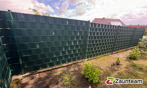 Flechtfix Vario Sichtschutz RAL Standardfarben wurde in Stadthagen von Zaunteam Schaumburger Land, Stadthagen im Jahr 2026 erstellt.