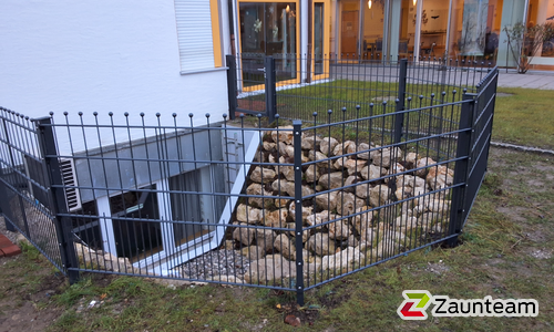 Decorzaun diverse wurde in Jesenwang von Zaunteam Ammersee, Hofstetten im Jahr 2025 erstellt.